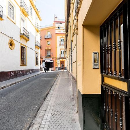 Behouse Campana Apartment Seville Exterior photo