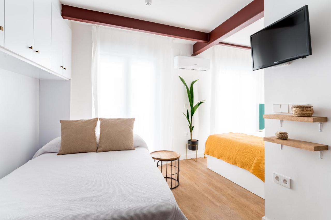 Behouse Campana Apartment Seville Exterior photo