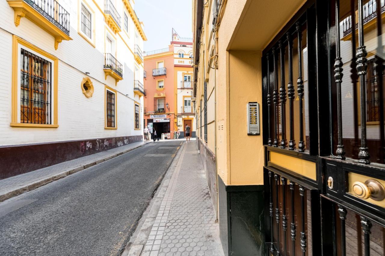 Behouse Campana Apartment Seville Exterior photo